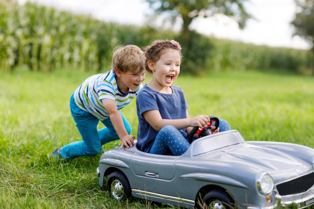1歳でも乗れる本格志向のマイカーも 子ども向け車のおもちゃ15選