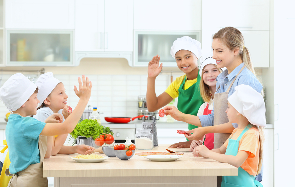 親子クッキングで家族がハッピーに！子どもが楽しめる料理レシピ11選