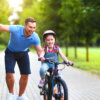 子供に自転車を！選び方から教え方まで、楽しく練習するコツは？